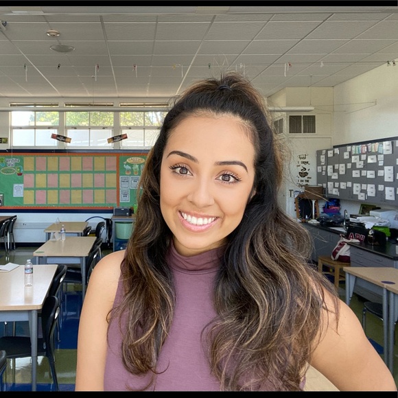 Meet your Posher, Jocelyn - Picture 2 of 2